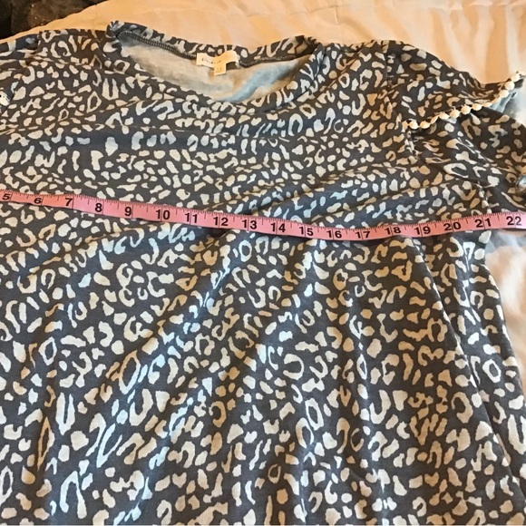Peach perfect 1X multicolored shapes tee plus size NWOT - Picture 5 of 8